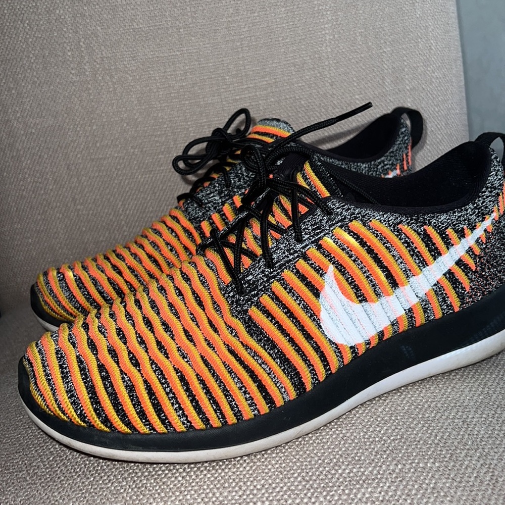 Nike Trainers - Picture 5 of 9